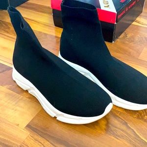 Steve Madden sneakers